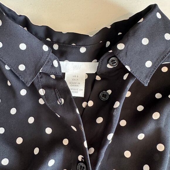 Polka Dot Collared Blouse - Picture 3 of 3